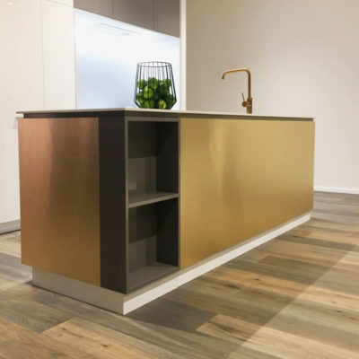 Chemetal 924 Bronze Stainless Steel - counter with sink