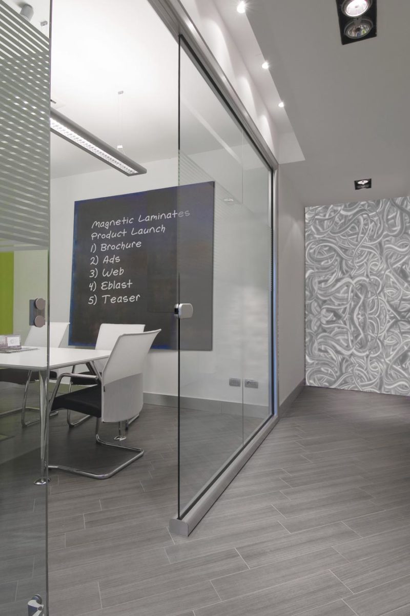 The attraction is laminates from Chemetal.